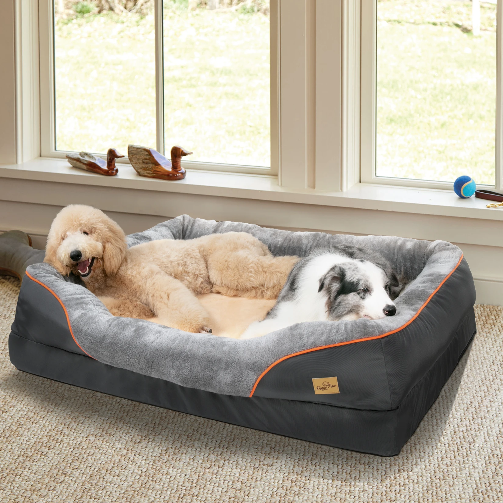 Large Dog Warm Fleece Anti-Allergy Pet Bed - Image 1